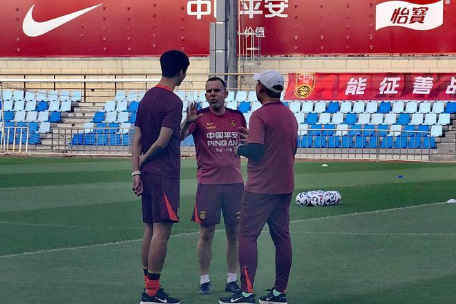 久尔杰维奇：很开心能被足协选择，国家队的大门会对所有人打开